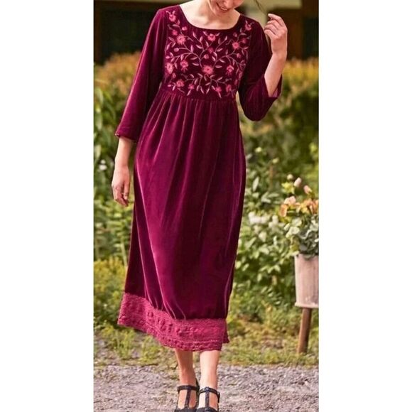 April Cornell Francesca Velvet Dress, Floral Embroidery, Crochet Hemline | XS - Picture 1 of 13